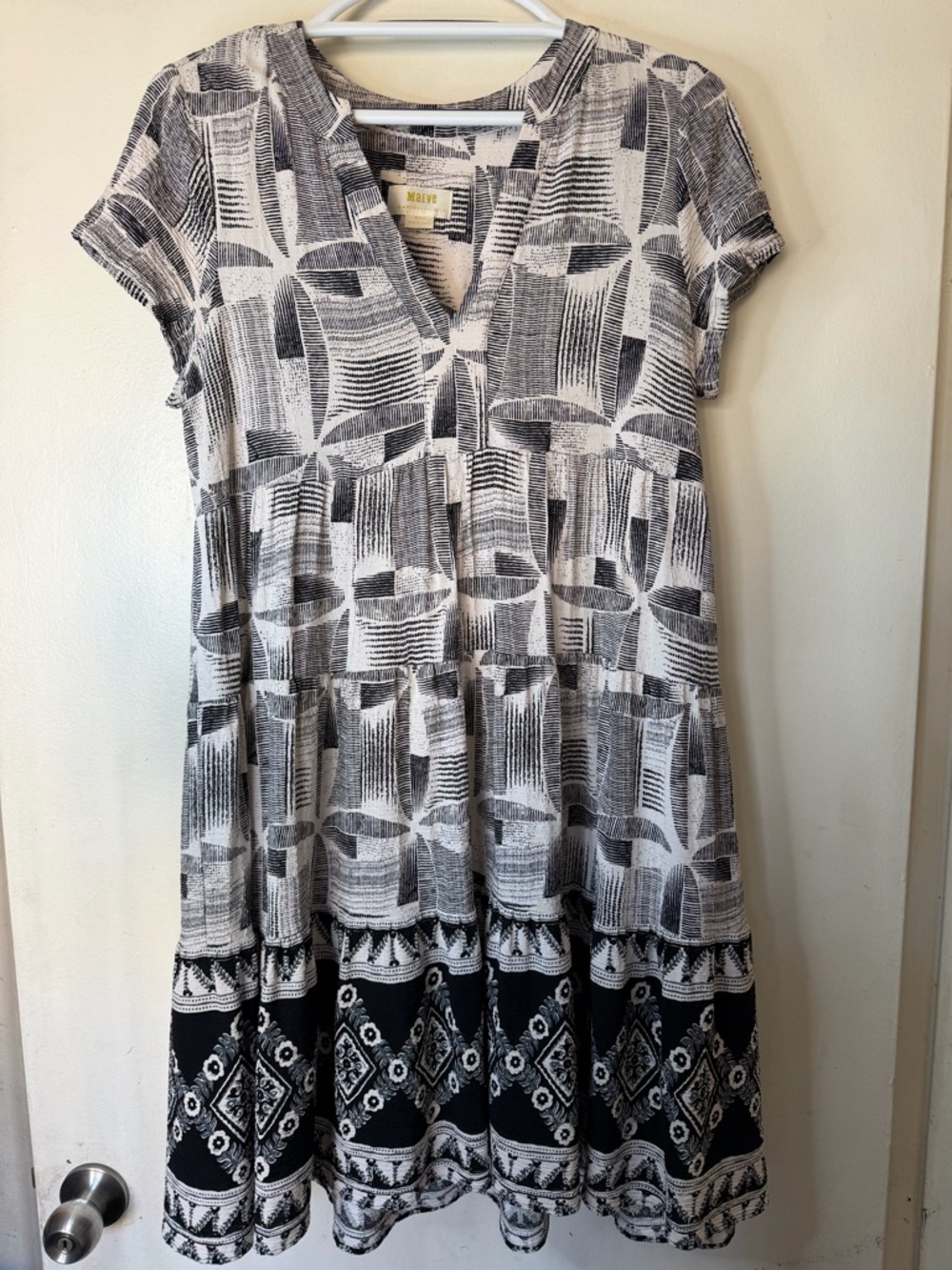 Maeve  Geometric Tiered Dress Size M